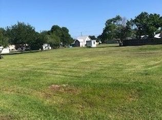 00`` W Dallas Ave #6, Seadrift, TX 77983