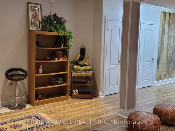 171 Westmeadow Dr #Basement, Kitchener, ON N2N 3P9