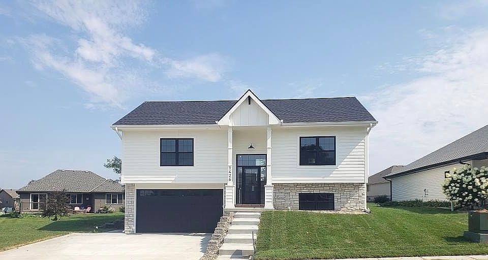 1st image of 1426 Abercorn Dr