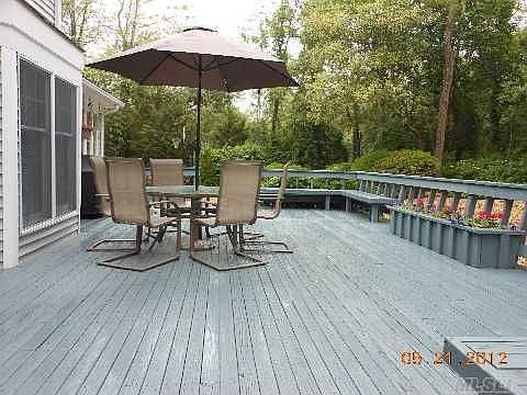4th image of 6 Sunset Ln E