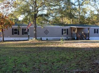 648 Beach Rd, Poplarville, MS 39470