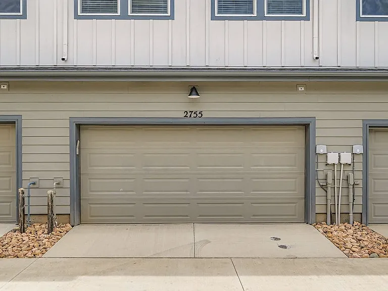 2755 Bear Springs Cir — Photo 12