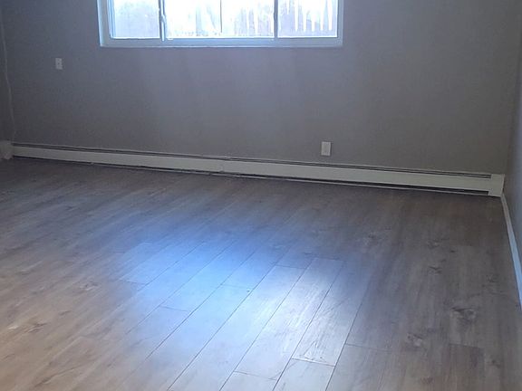 2nd image of 3838 Washington Ave #2