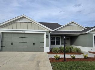 6652 Tammy Ln, Okahumpka, FL 34762