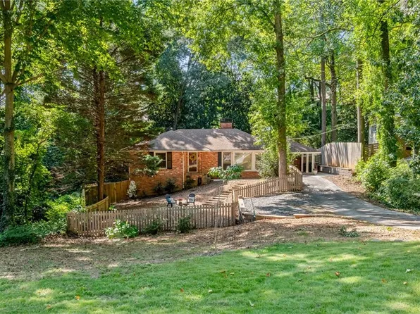 2332 Tanglewood Cir NE, Atlanta, GA 30345