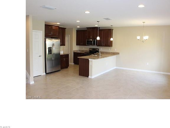 5th image of 3891 Burrfield St