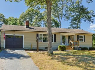 17 Cyrus Dr, Barnstable, MA 02630
