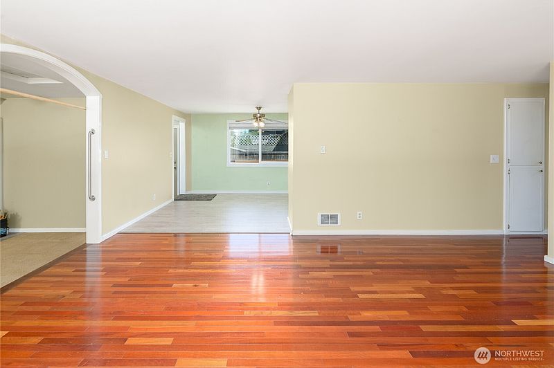 5th image of 1717 S F Street