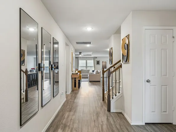 1065 Castroville Dr, Forney, TX 75126