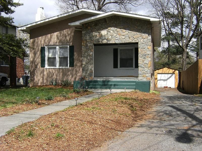2nd image of 3711 Round Hill Ave NW