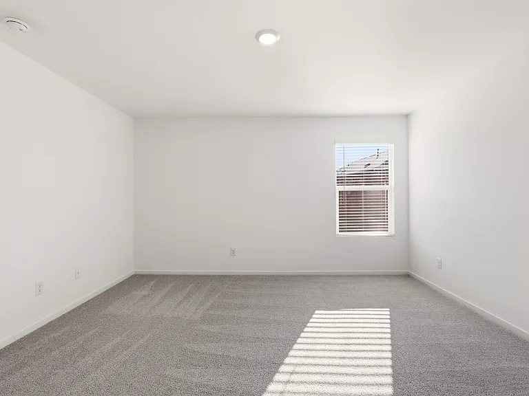 3161 Campeiro Ave — Photo 11