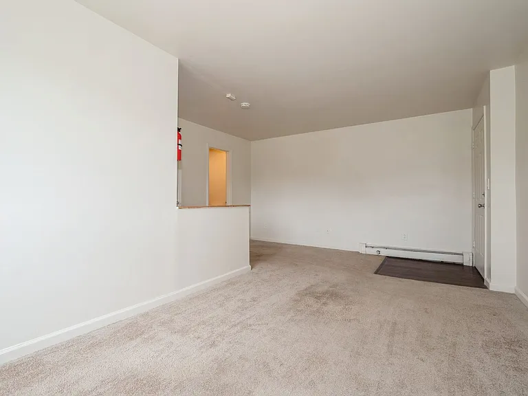 Hopewell Gardens Apartments — Photo 12