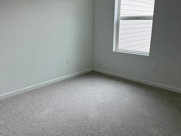5470 NW 22nd Dr — Photo 15