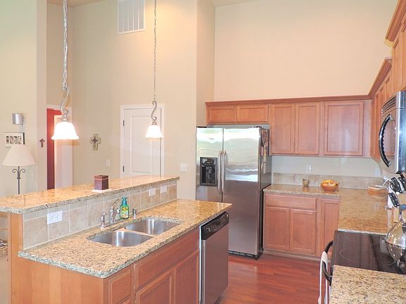4th image of 1785 Westside Ct