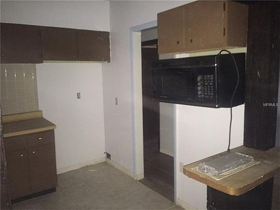 4th image of 10010 N 23rd St