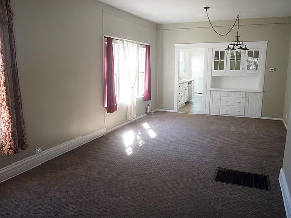 2nd image of 760 N Loma Vista Dr
