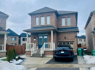 27 Bachelor St, Brampton, ON L7A5B1