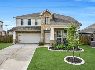 352 Selah Ct, Alvin, TX 77511