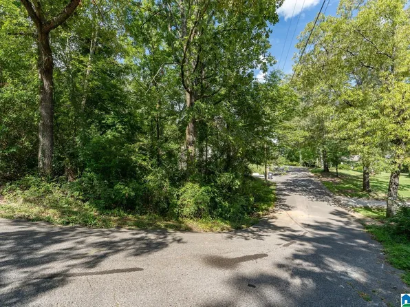 1900 Charlotte Dr #23 & 24, Birmingham, AL 35226