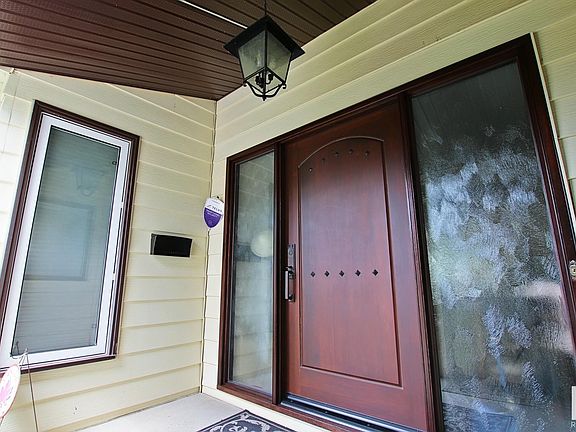 5th image of 14714 45th Ave NW