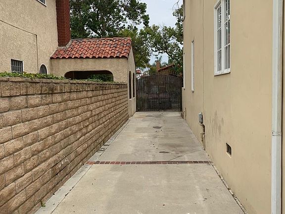 4th image of 6646 Drexel Ave