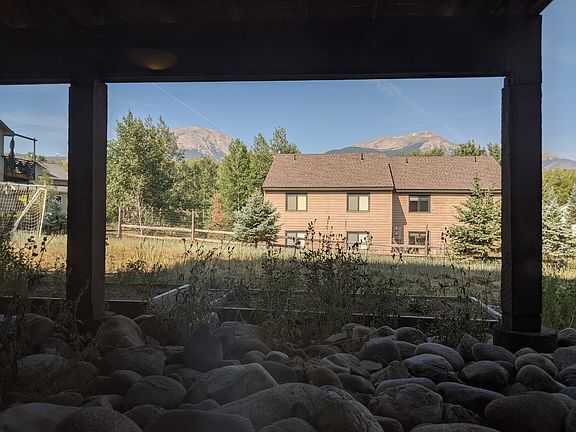 3rd image of 1181 Mesa Dr