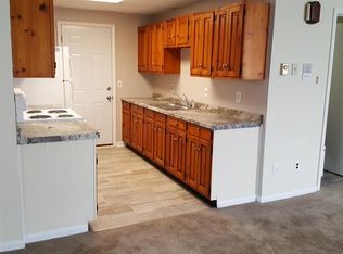 17 Lawrence St APT 1, Lyons, NY 14489