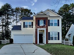 649 Tribune Dr, Charlotte, NC 28214