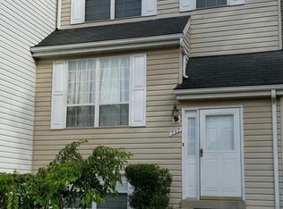 737 Dayspring Dr, Odenton, MD 21113