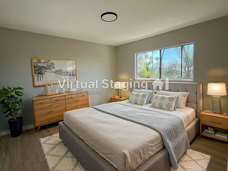 832 W 84th St — Photo 3