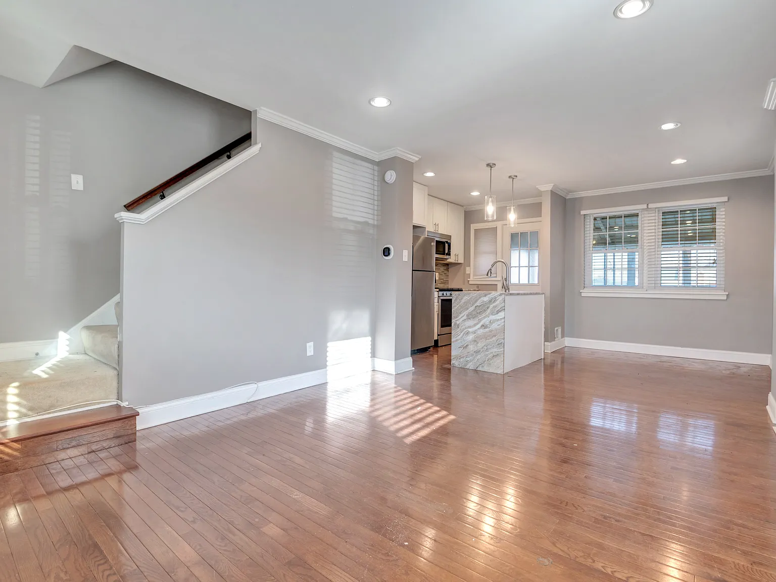 Charming 2 Bedroom Home in Washington DC — Photo 3