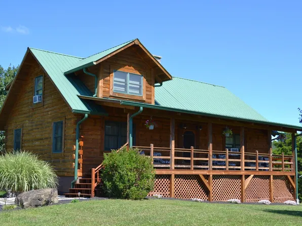 2872 Charles Booth Rd, Sinks Grove, WV 24976