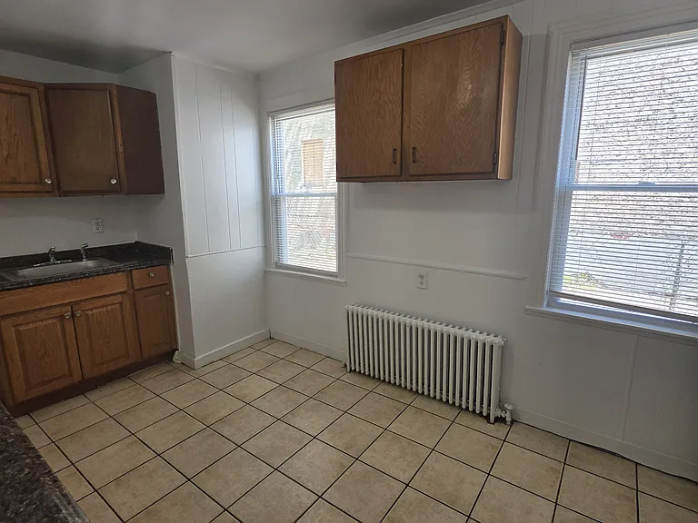8 Mannz St #1 — Photo 3