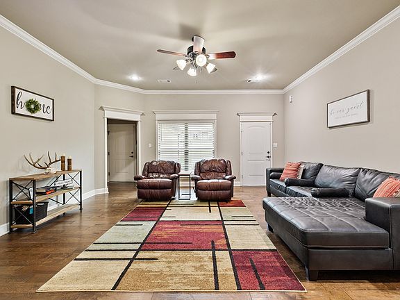 5th image of 257 Reuben Dr