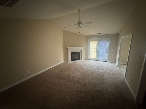 3rd image of 3509 Myrtie Ct