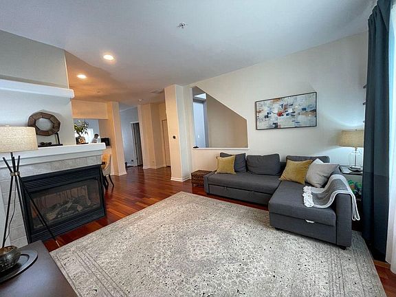 3rd image of 225 Rosehall Dr