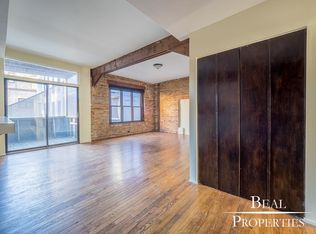 3015 N Broadway St APT 3, Chicago, IL 60657