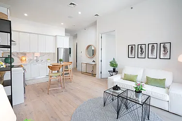 Sold by The InHouse Group