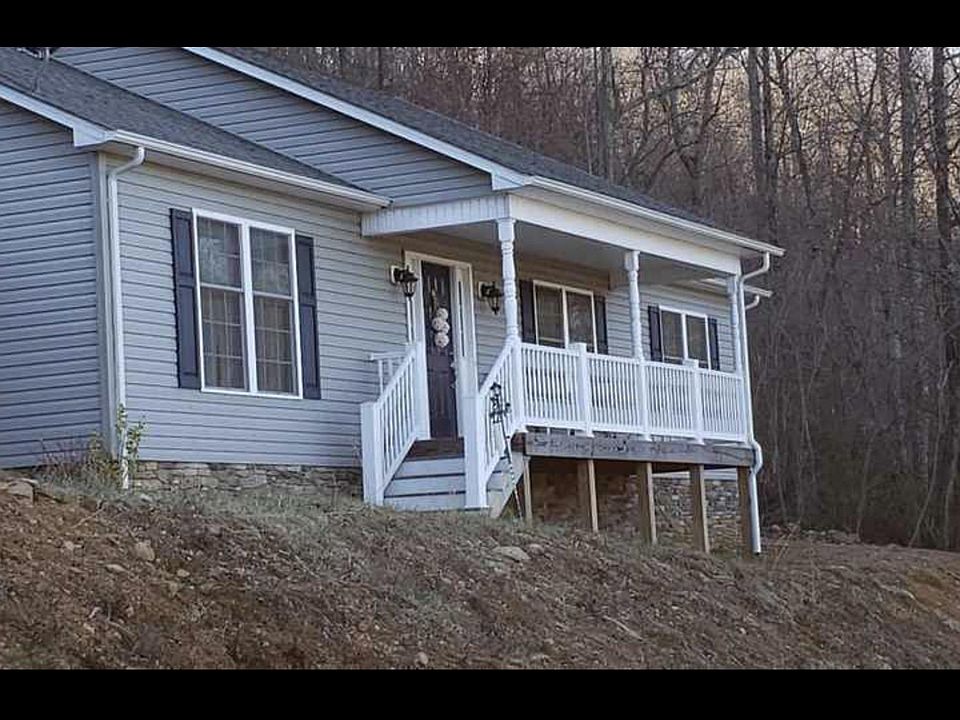1st image of 158 Teresa Ln