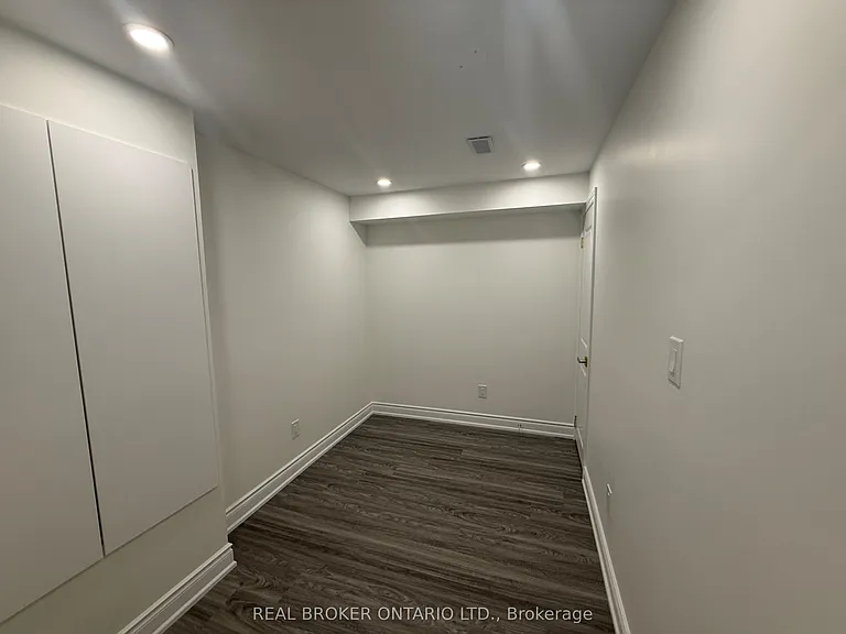 1450 Periwinkle Pl #BASEMENT — Photo 8