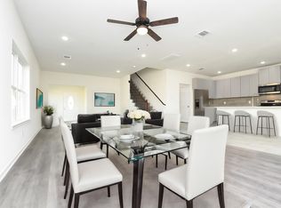 2811 Topiary Ln, Houston, TX 77014