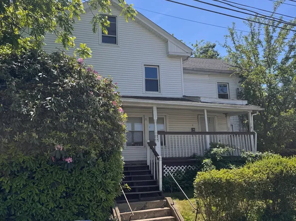 71 Yale Street, Meriden, CT 06450