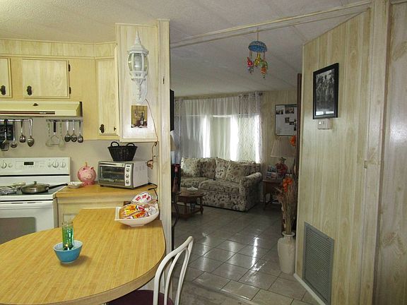 5th image of 132 Danny Dr