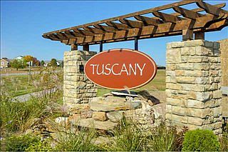 4th image of 1224 Tuscany Dr SE