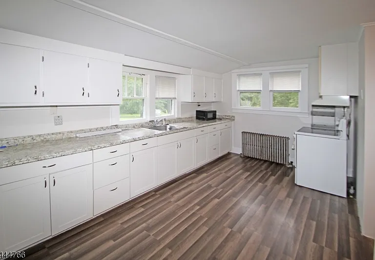 805 Green Pond Rd #MAIN — Photo 8