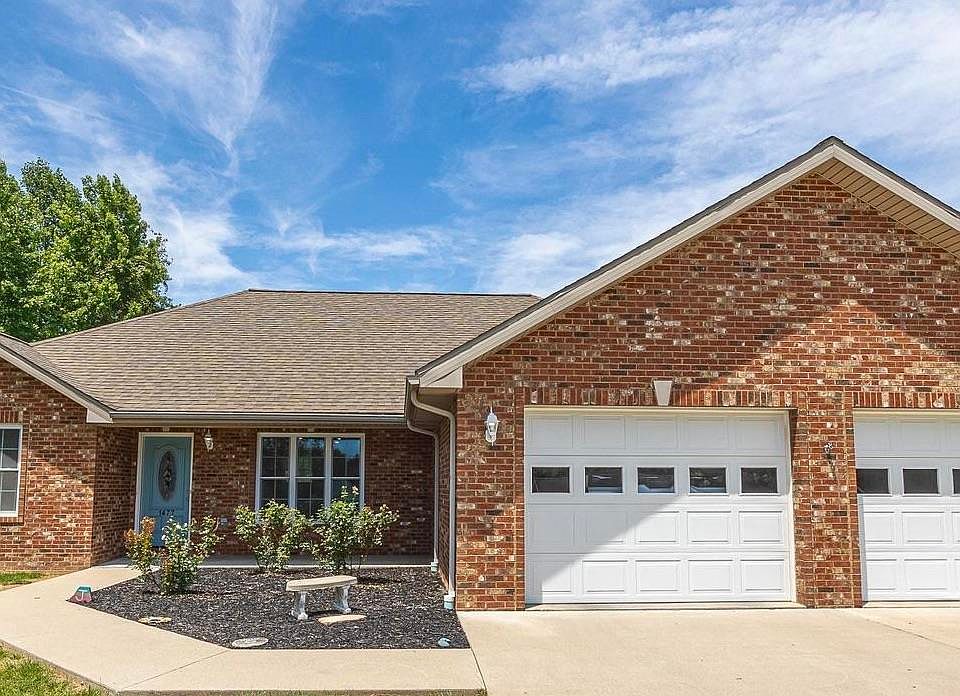 1st image of 1477 Hemlock Dr