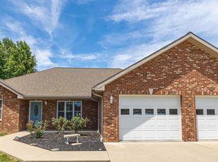 1477 Hemlock Dr, Jasper, IN 47546