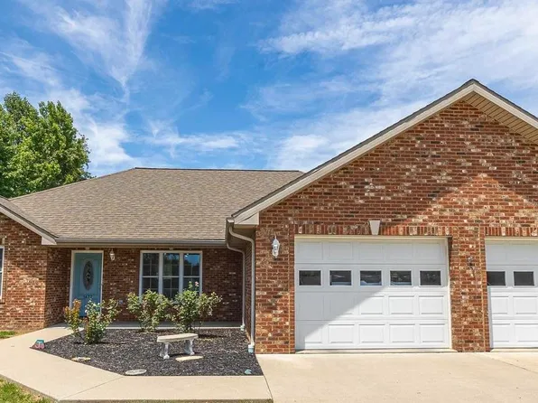1477 Hemlock Dr, Jasper, IN 47546