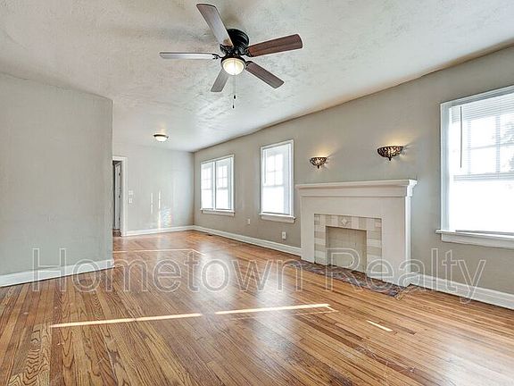 4th image of 2229 NW 12th St