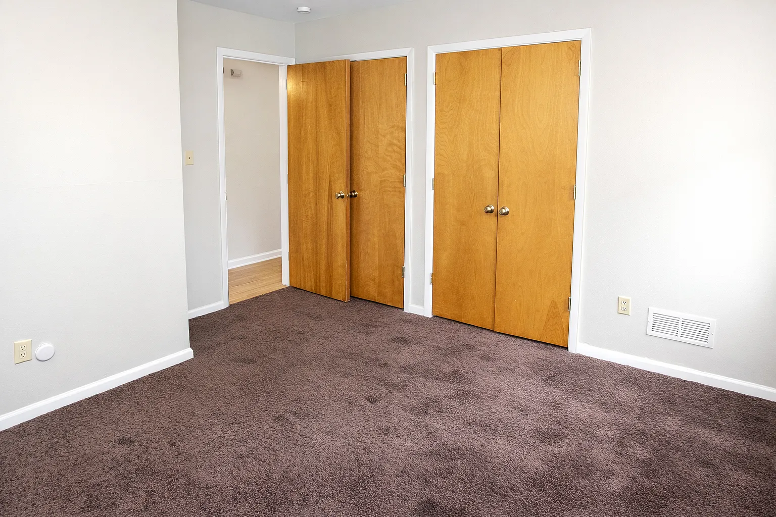 406 E End Avenue — Photo 4